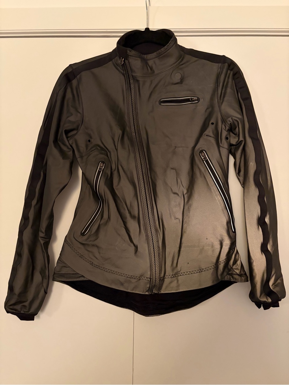lululemon Women's charcoal Fitted Zip-Front Jacket